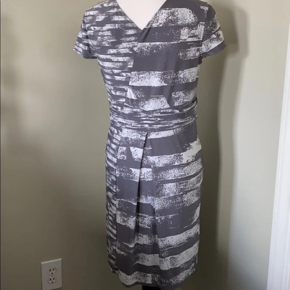 {BCBG Maxazria} NWT Dress, Medium - Picture 6 of 8
